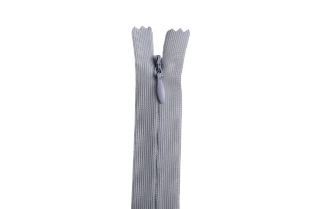 Skrytý zips vo svetlo šedej farbe 35cm I-3W0-35-314