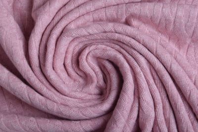Pletenina s vrkôčikmi v ružovej farbe 0959/820 (4)