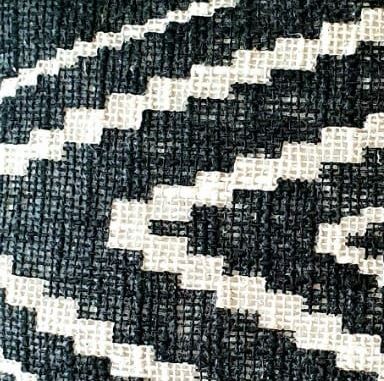 Obliečka na vankúš z Bali v čiernej farbe s geometrickým vzorom o vel.60x60 cm BALI08 (2)