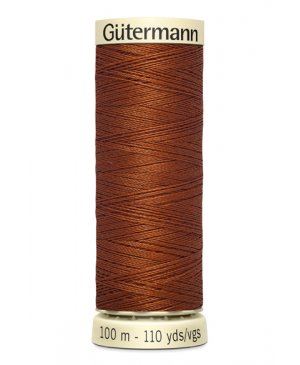 Univerzálna šijacia niť Gütermann v tmavo tehlovej farbe 934