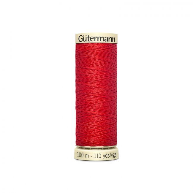 Univerzálna šijacia niť Gütermann v jasne červenej farbe 364