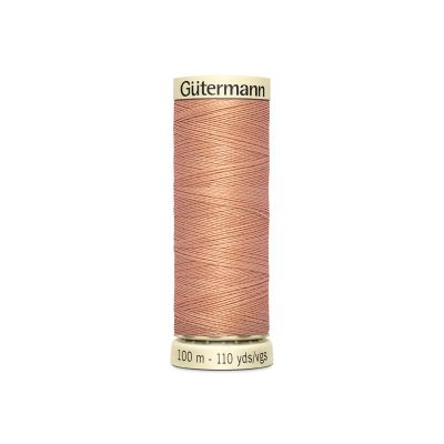 Univerzálna šijacia niť Gütermann v lososovej farbe 938 Univerzálna šijacia niť Gütermann v lososovej farbe 938