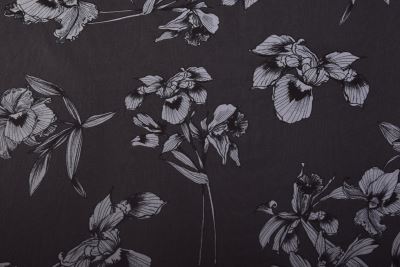 Viskózová látka v tmavosivej farbe s potlačou kvetín MOR4156 (1)
