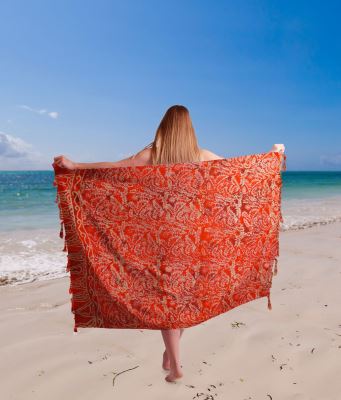 Pareo/sarong s potlačou batikovaných listov BALI121