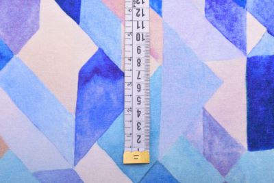 Viskózový úplet v modrej farbe s geometrickou potlačou MI11619/603 (3)