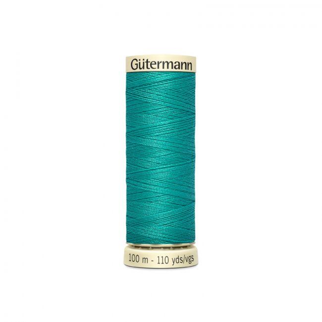 Univerzálna šijacia niť Gütermann v zelenej farbe 235