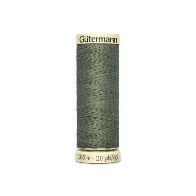 Univerzálna šijacia niť Gütermann v zelenej farbe 824 Univerzálna šijacia niť Gütermann v zelenej farbe 824