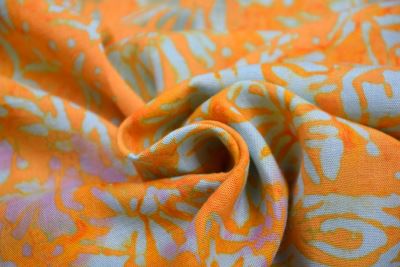 Pareo/sarong s potlačou batikovaných kvetín BALI132 (8)
