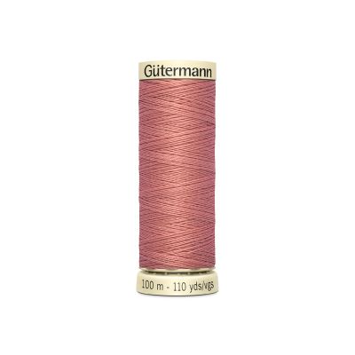 Univerzálna šijacia niť Gütermann v staroružovej farbe 79 Univerzálna šijacia niť Gütermann v staroružovej farbe 79
