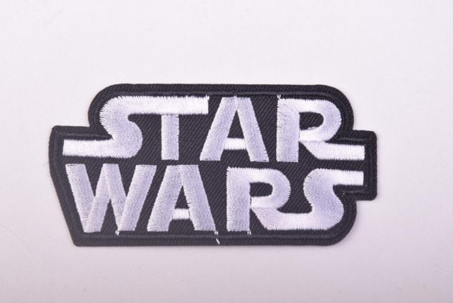 Nažehľovacia nášivka s nápisom STAR WARS TH378
