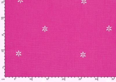 Mušelín vo fuchsiovej farbe s vyšitými kvetmi 25272/017 (3)
