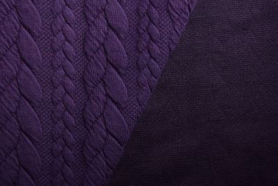 Pletenina vo fialovej farbe s vrkôčiky 13423/805 (3)