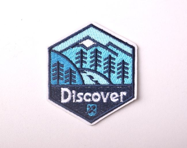 Nažehľovacia nášivka s nápisom Discover TH371